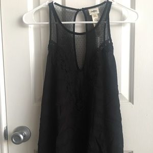 *PENDING SALE* BUCKLE’s Daytrip Tank Top